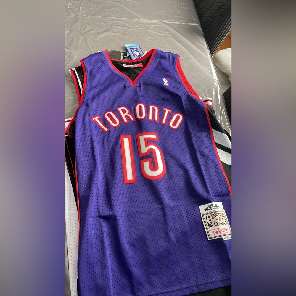 NBA jerseys - Picture 3 of 3